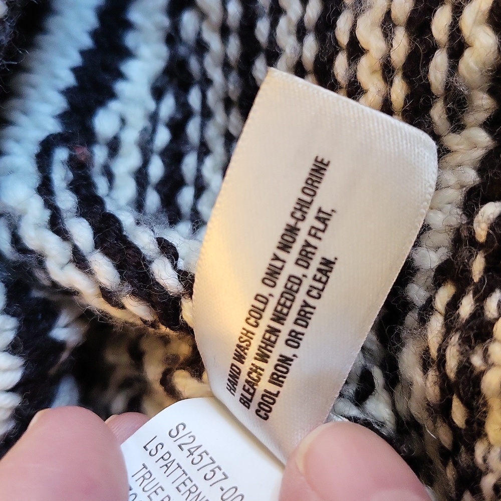 Gap Sweater Jacket - image 8